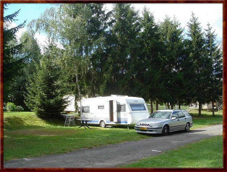 01 - Hohenfelden - Tweede camping - en nu staat het wasrek er al.jpg