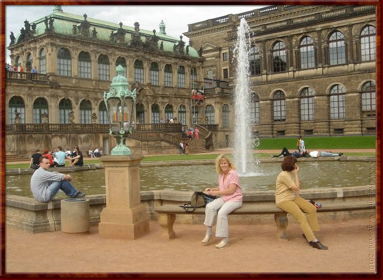 11 - Dresden - Zwinger fontein.jpg