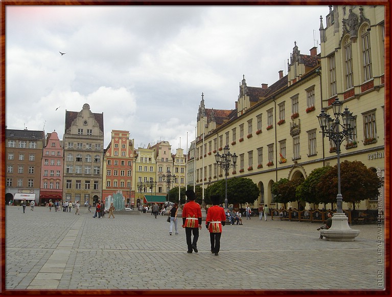 08 - Wroclaw - Rynek - Een twee in de maat.JPG