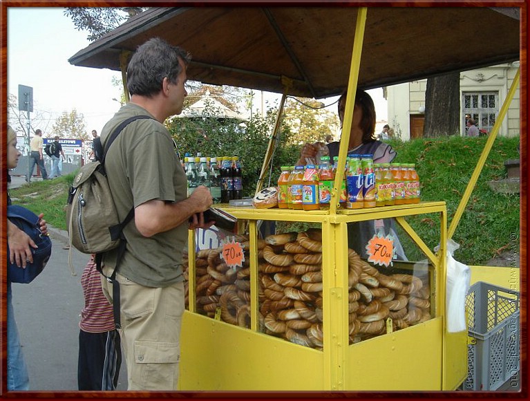 12 - Krakow - Lekker, die obwarzanek broodjes.jpg