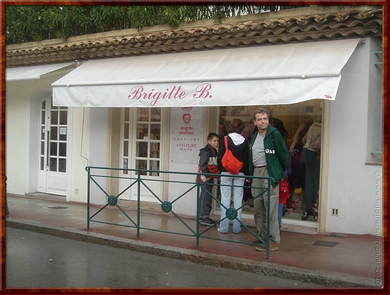06 - St Tropez - Op visite bij Brigitte.jpg