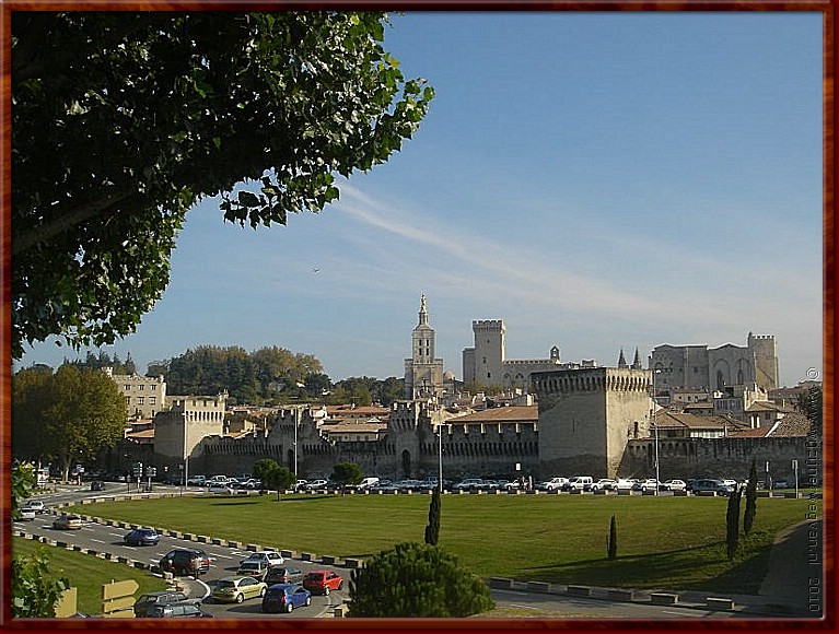 15 - Avignon - Stadswallen.jpg