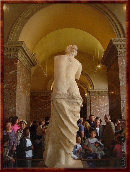 18  Parijs - Muse du Louvre - Natuurtuurders.JPG