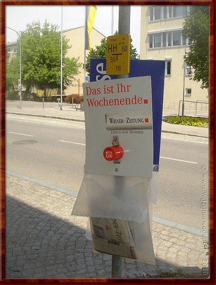03 Klosterneuburg - Krantenautomaat.jpg