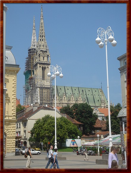 07 Zagreb - Stefanus Kathedraal.JPG