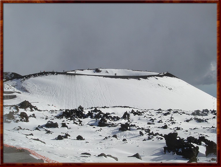 18 Etna - Silvestri krater 1.jpg