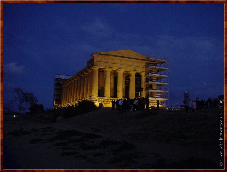 33 Agrigento - Valle dei Templi.JPG