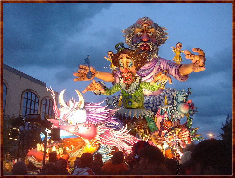 07 Sciacca - Carnaval - Tot in de puntjes uitgevoerd.JPG