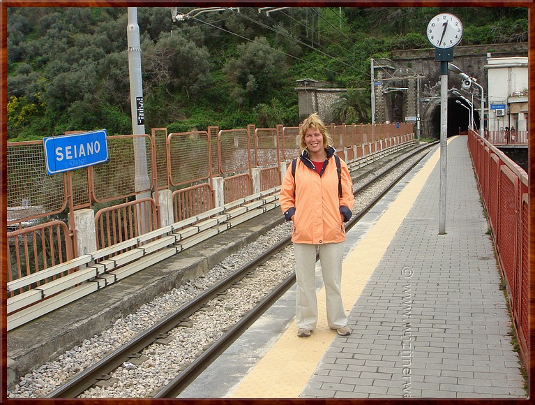 39 Seiano di Sorrento - Stazione.jpg