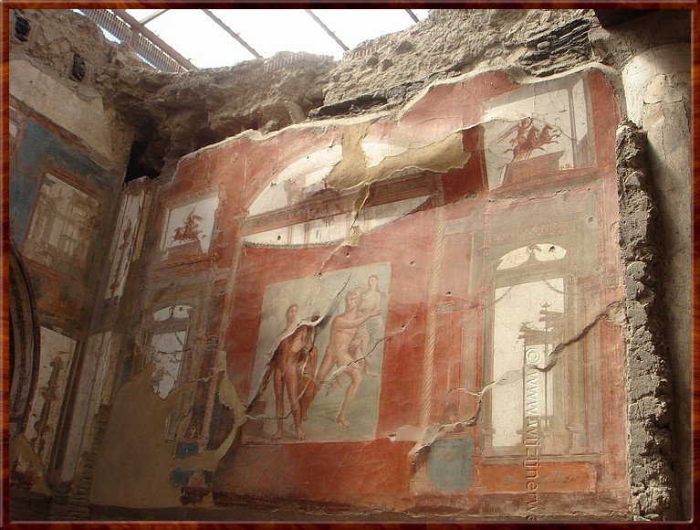 50 Herculaneum - Beschilderde muur.JPG