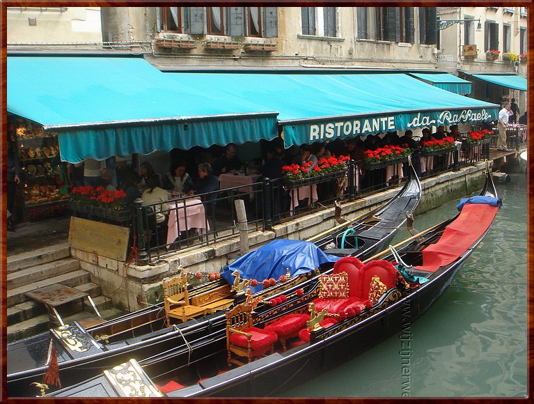 048 Venetië - Ristorante 'Da Raffaele'.JPG