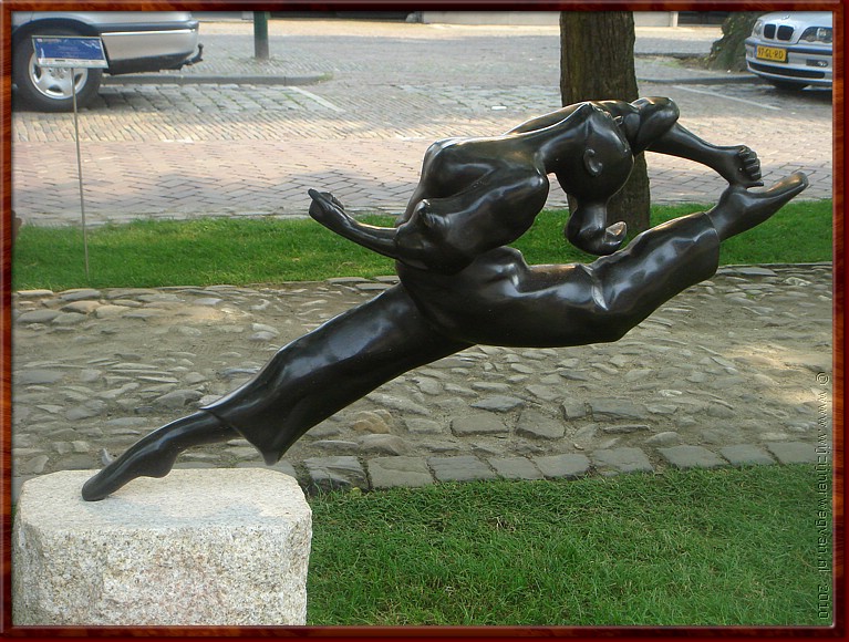 35260 - Oisterwijk Sculptuur.JPG