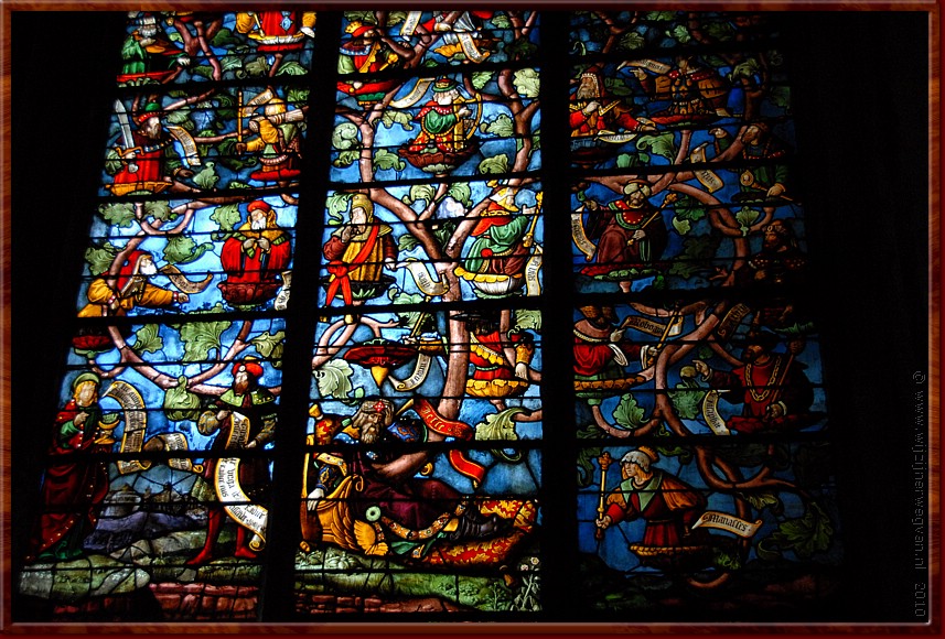 042 - Troyes - Sainte Madeleine kerk  - De boom van Jesse.JPG