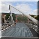 28 - Bilbao - Zubizuribrug - De spraakmakende witte brug van Santiago Calatrava.JPG