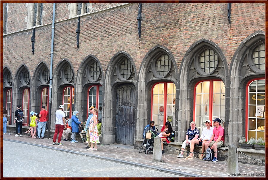 Brugge, Boutique Delvaux Bruges 

Vensterbankjes        49/63