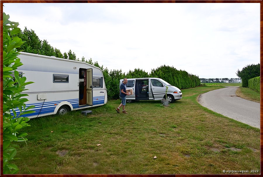 Biervliet, Camping Helenahoeve 

         3/18