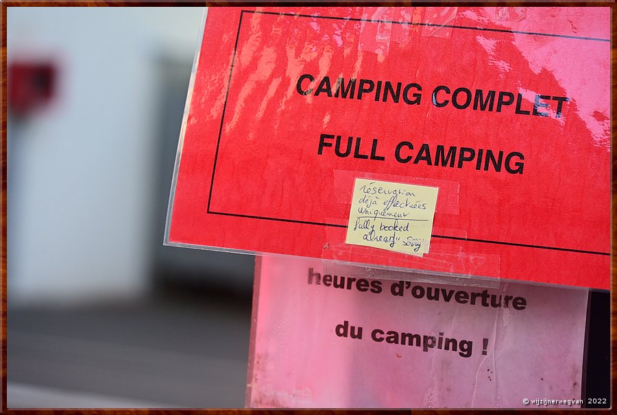 Saint Jean de la Ruelle, Camping Municipal Gaston Marchand 

De camping is vol. Echt vol. Als in geen plek meer!        19/23