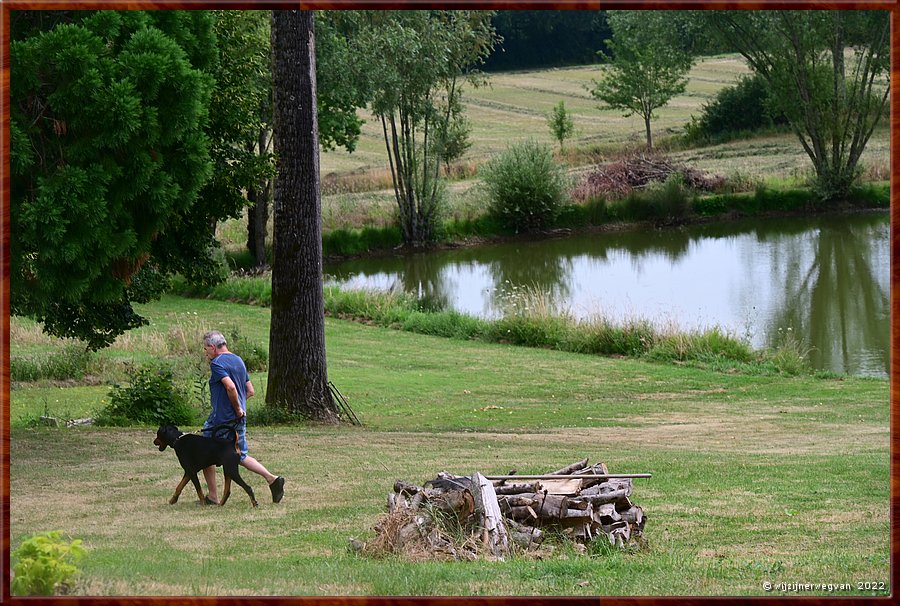 Bourgougnague,  

         8/48