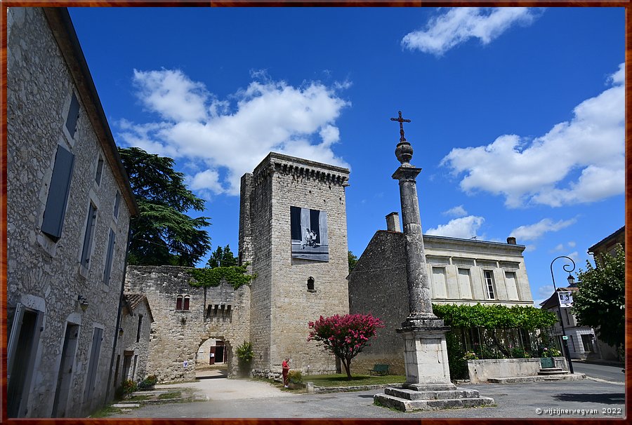 Eymet, Avenue de la Bastide 

         6/83