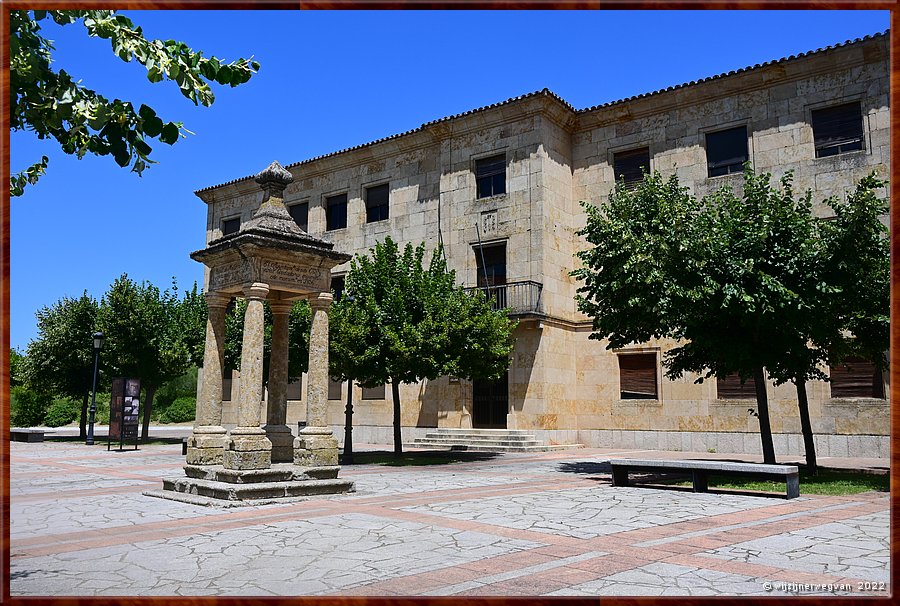 Ciudad Rodrigo, Plaza de Herrasti 

         44/83