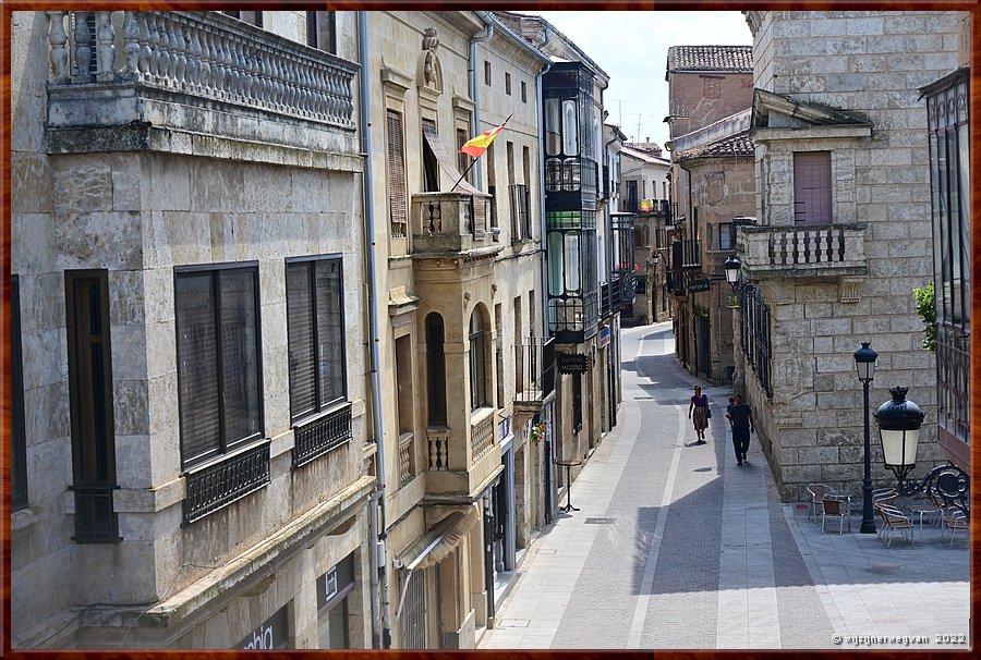 Ciudad Rodrigo, Stadsmuur 

Stadsdoorkijkje        56/83