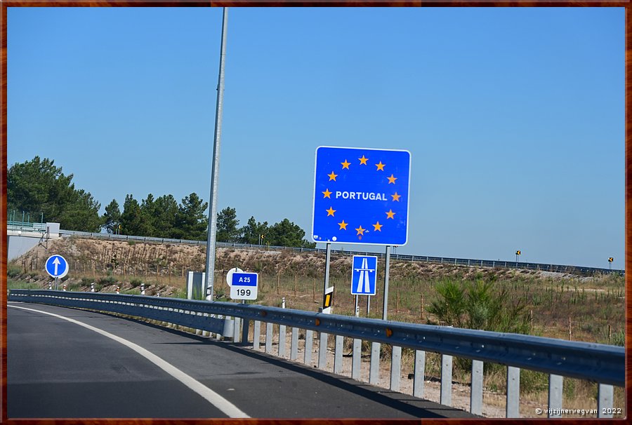 ,  

We eijden Portugal binnen        66/83