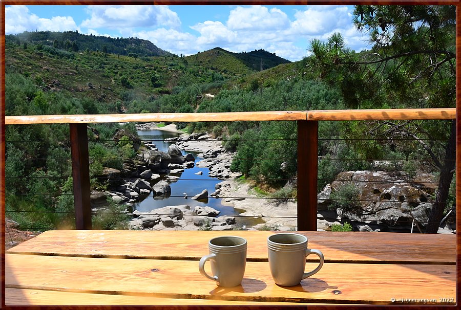 Pvoa de So Cosme, Aldeia Abandonada do Vieiro 

Koffie        73/83