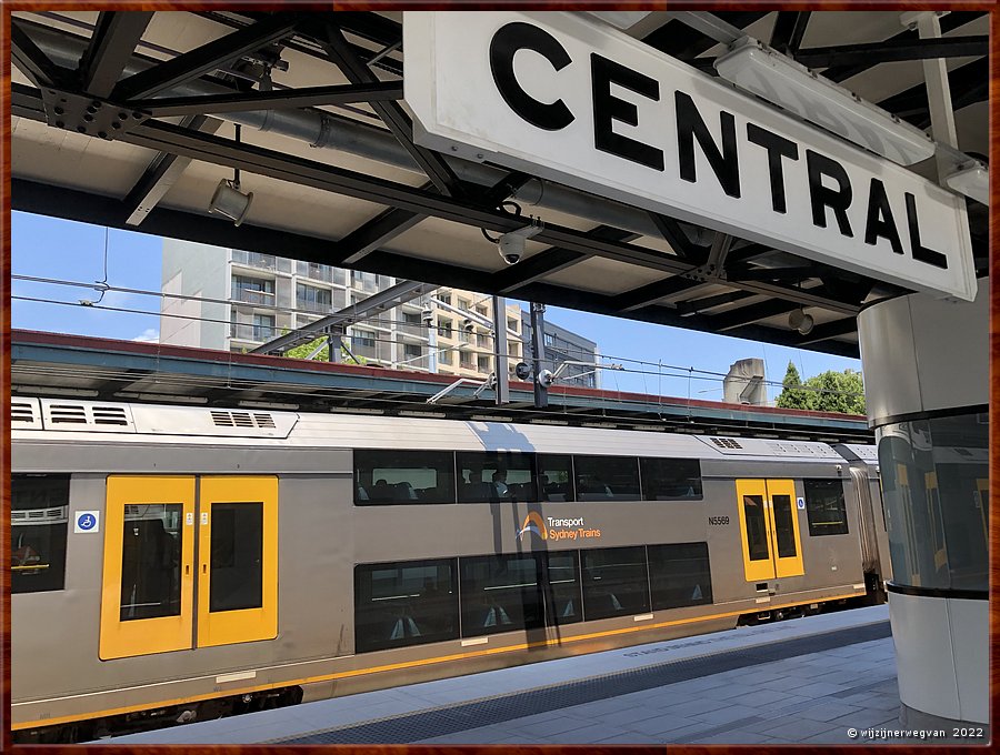 

Met de trein naar Sydney Centraal  -  26/64