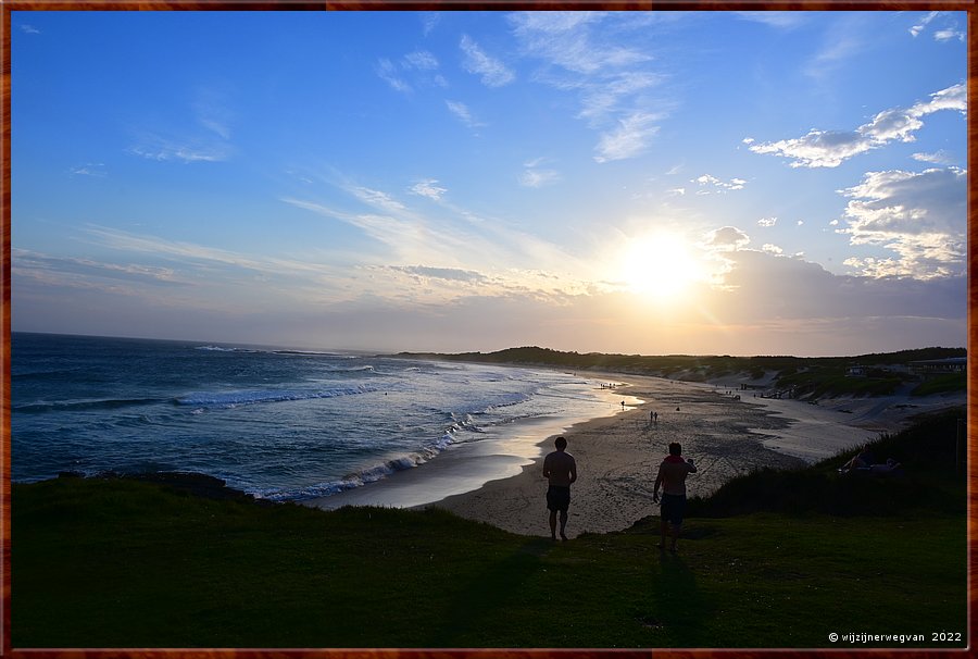 

Soldiers Beach  -  33/64