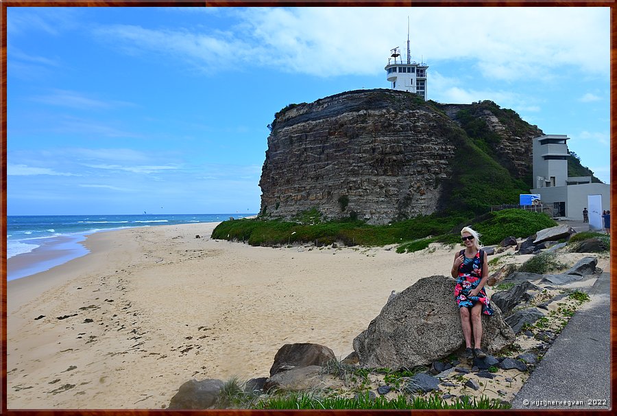 

Newcastle
Nobbys Lighthouse, op Nobbys Head, genomen van de andere zijde  -  18/28