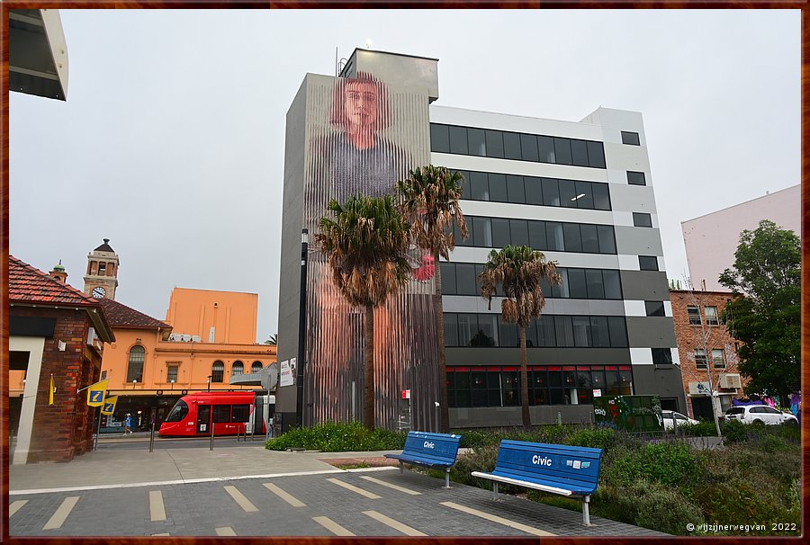 

Newcastle - Wright Lane
'Shadow', Fintan Magee  -  16/39