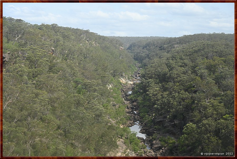 

Murrays roadcoach
Tussen Sydney en Canberra - typisch Australisch landschap  -  5/8