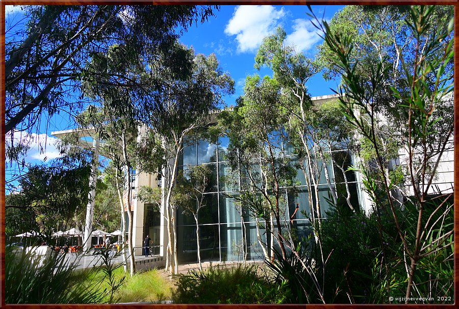 

Canberra - National Gallery
Beeldenpark  -  44/52