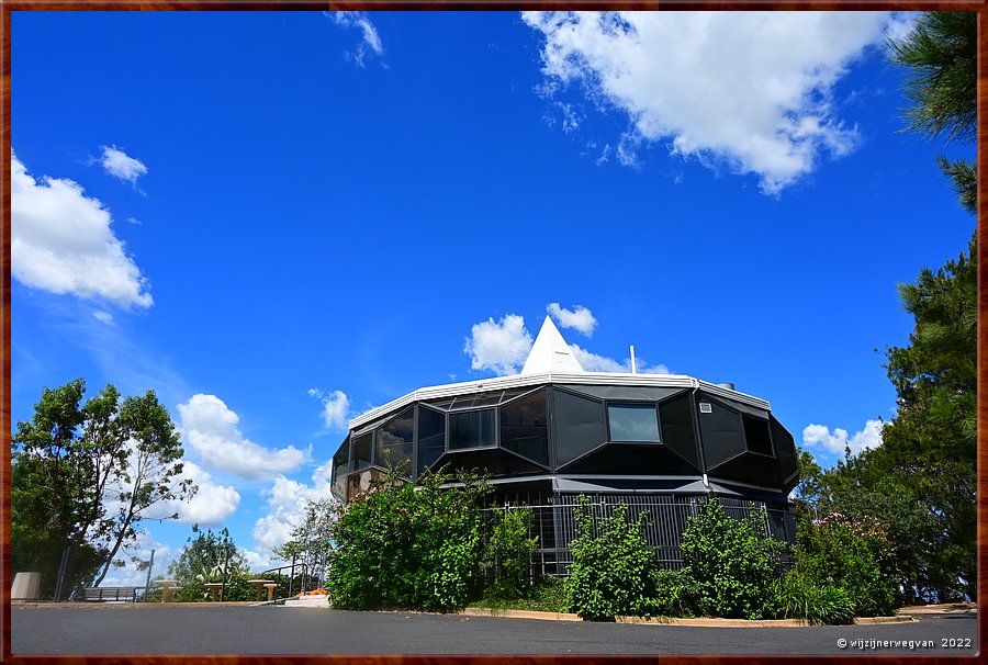 

Canberra - Red Hill Reserve
Het restaurant met panoramisch uitizcht
gelegen op de top is gesloten  -  13/22