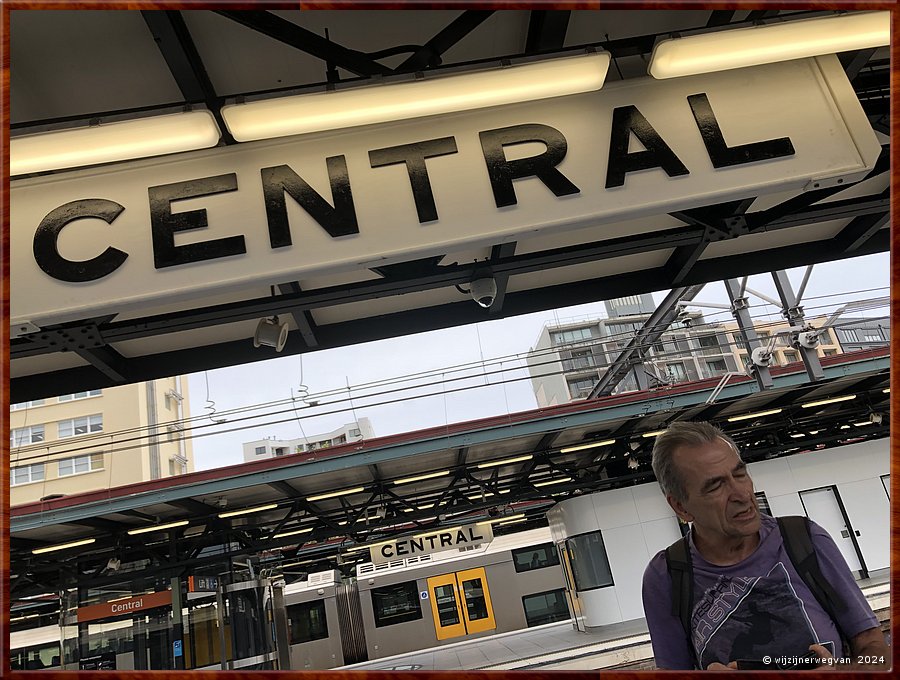 

Sydney
Centraal Station  -  14/22