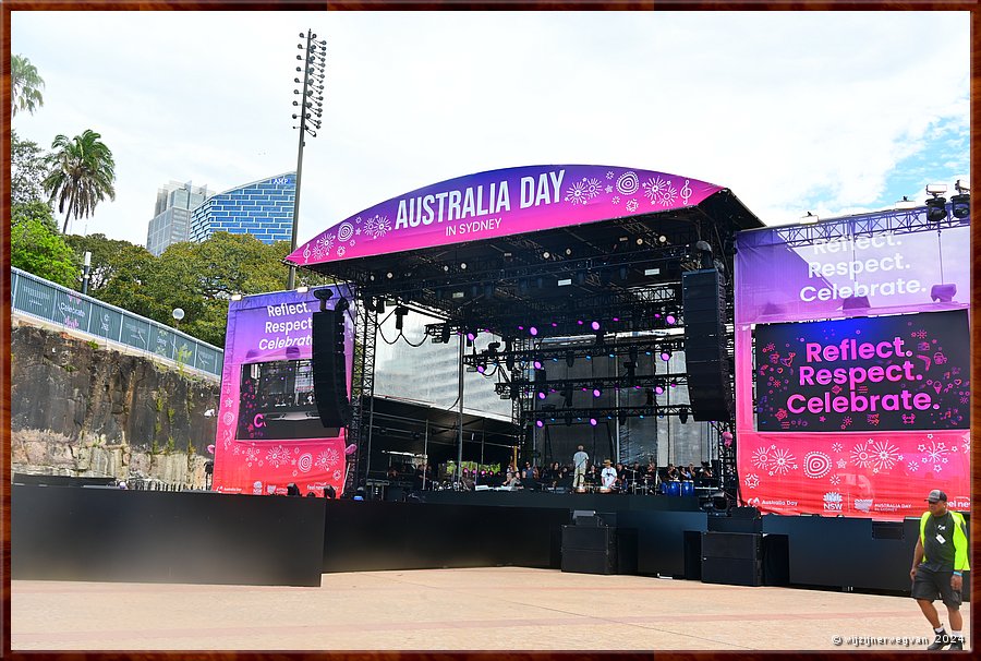 

Sydney, Opera House
Repetitie voor Australia Day 
Aussi Pops Orchestra met talloze wereldberoemde Australische muzikanten
Zoals Dami Im. En wat te denken van William Barton, GANGgajang, Kate Miller-Heidke, Loren Ryan, Chocolate Starfish, Mirusia en Emma Kavanagh!  -  5/26