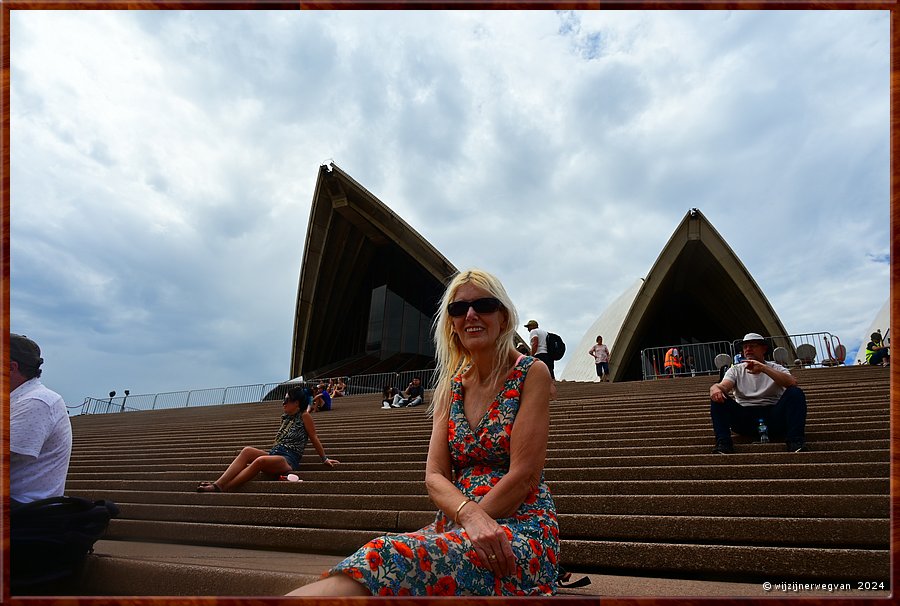 

Sydney, Opera House
Druk is het nog niet, tijdens de repetities. 
Morgen is het Australia Day, de nationale feestdag.  -  8/26