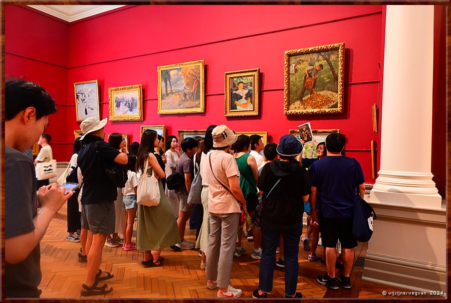 

Sydney, Art Gallery of New South Wales
'Head of a Peasant', Vincent van Gogh (1884)
En steeds als we hier voorbijlopen is het een drukte van belang! 
De museumgids houdt een plaatje op van 'De Aardappeleters'.  -  6/70