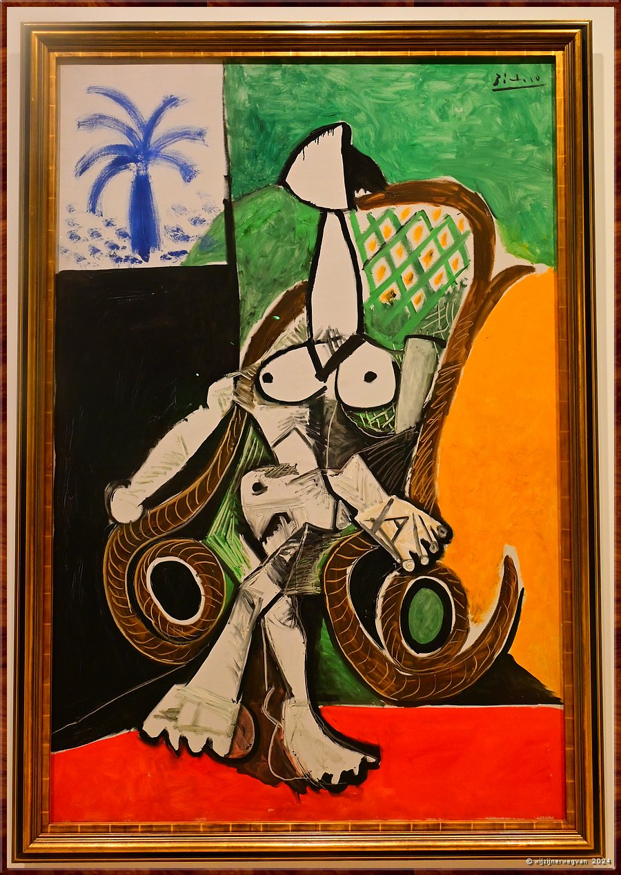 

Sydney, Art Gallery of New South Wales
'Nude in a rocking chair', Pablo Picasso (1956)  -  9/70