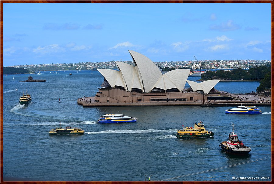 

Sydney 
Harbour Bridge Walk
Sydney Harbour  -  6/49