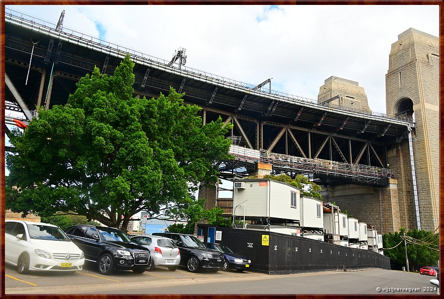 

Sydney, Harbour Bridge
Alle bouwketen zijn voor de verbouwing van het Olympisch zwembad  -  15/49