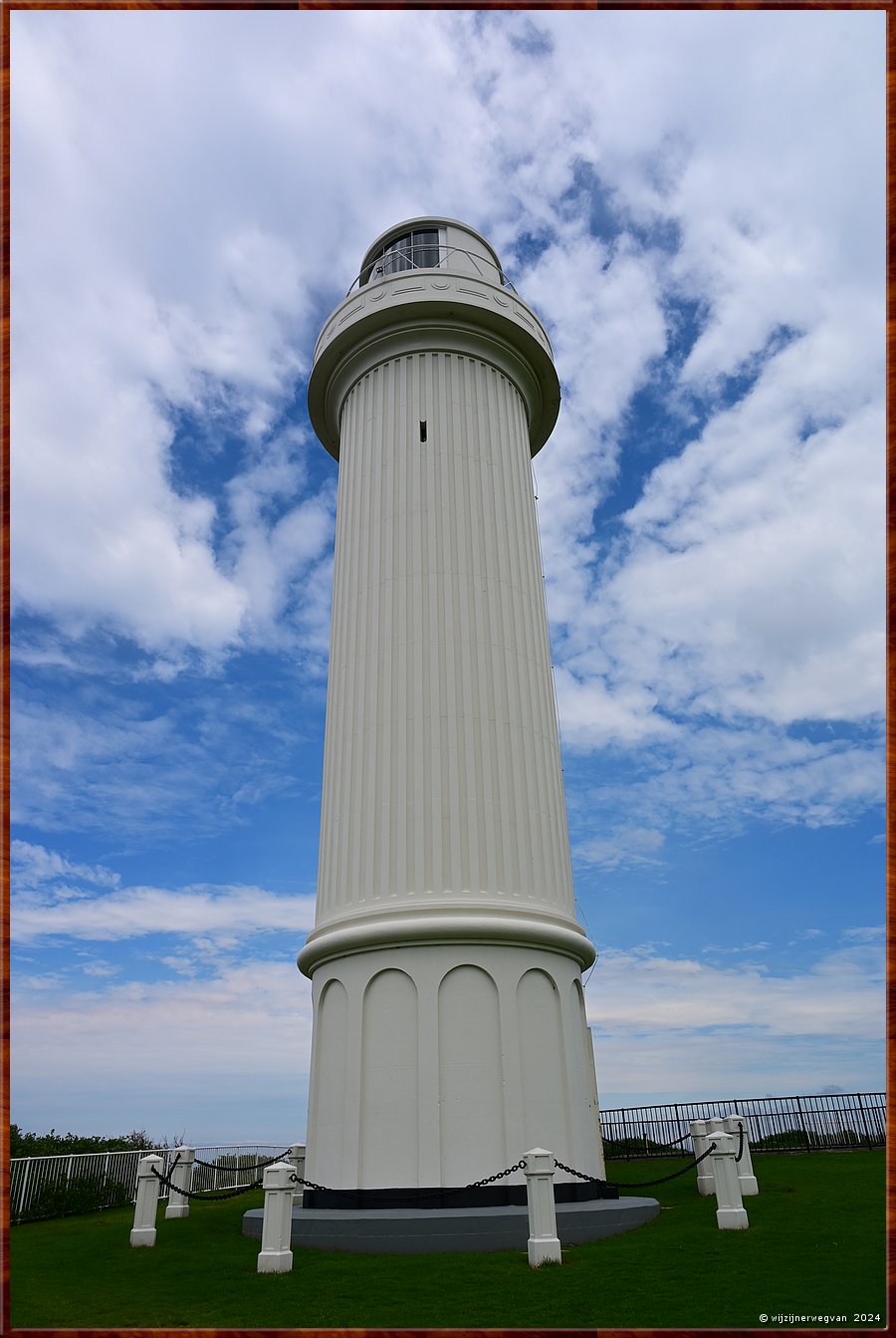 

Wollongong
Flagstaff Hill
Flagstaff Point Lighthouse (1937)
Hier was geen vuurtorenwachter nodig  -  11/33