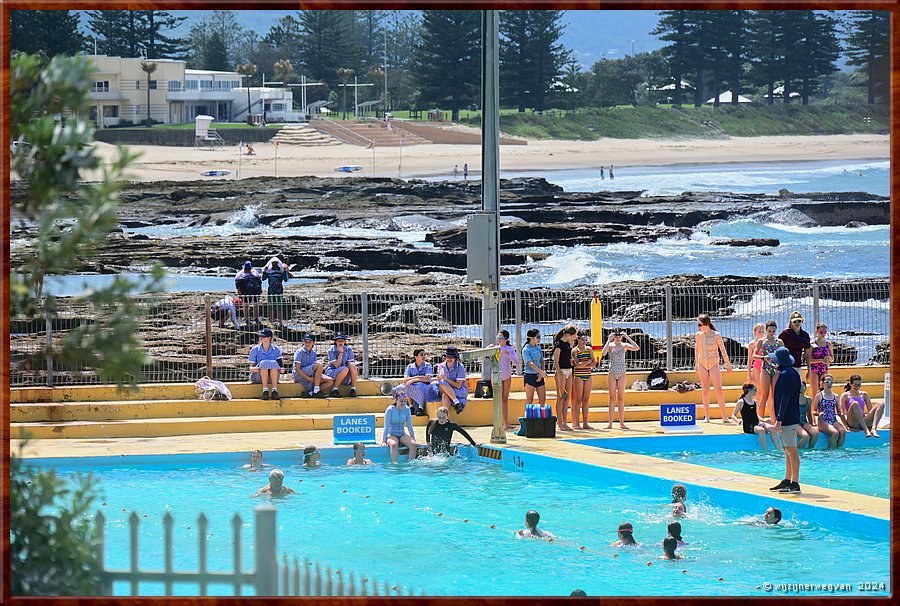 

Wollongong
Continental Pool
Zwemles in de oceaanbaden  -  23/33