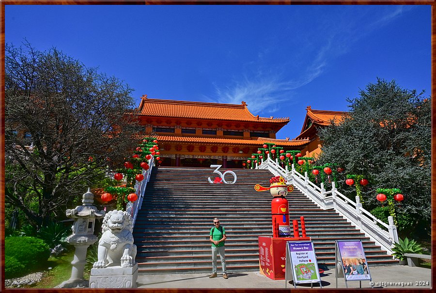 

Wollongong
Nan Tien tempel
Toegang tot de 'Great Mercy Shrine'  -  6/33