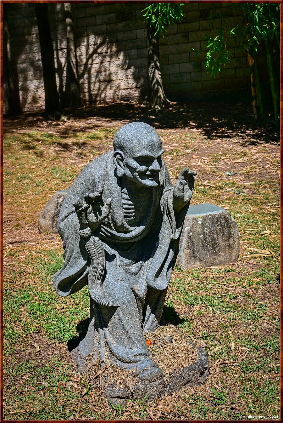 

Wollongong
Nan Tien tempel
Beeld van een bodhisattva  -  29/33