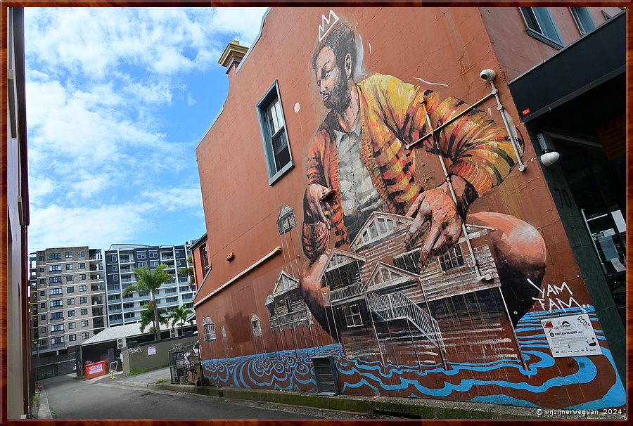 

Wollongong
Kembla Street
'Wonderwall', Fintan Magee  -  12/21