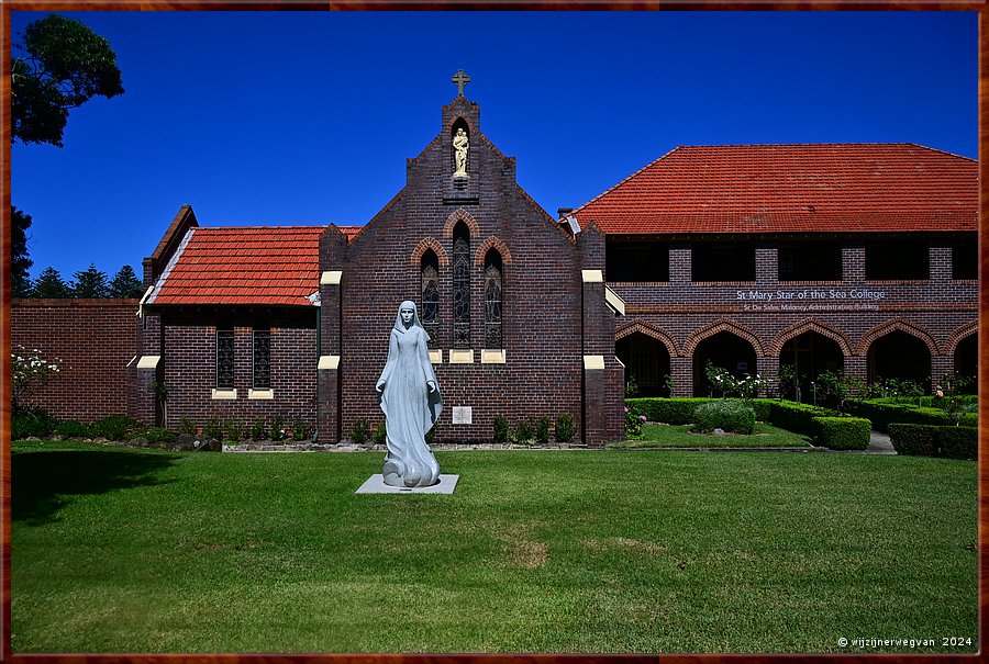 

Wollongong
St Mary Star of the Sea College  -  12/17