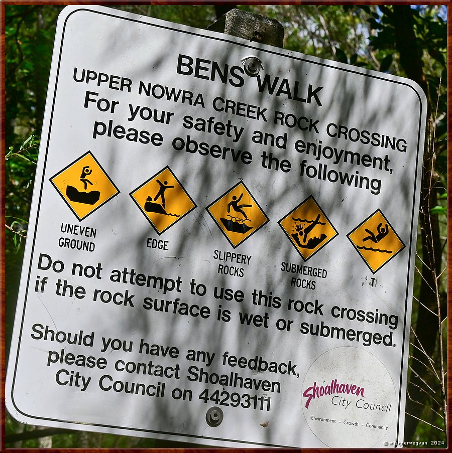 

Nowra
Ben's Walk
Waarschuwing: T! T? Ja, T!  -  23/32