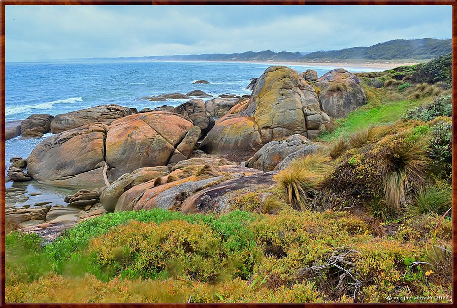 

Cape Conran
Salmon Rocks  -  13/23