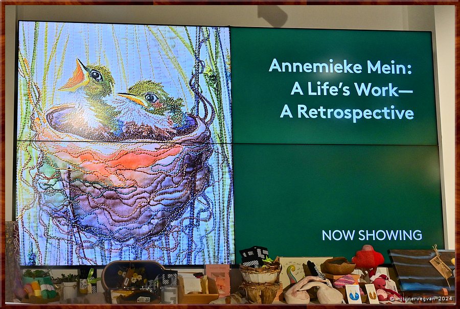 

Sale, Gippsland Art Gallery
'Annemieke Mein - A Life's Work' expositie
Een van oorsprong Nederlandse naaldkunstenares  -  4/33